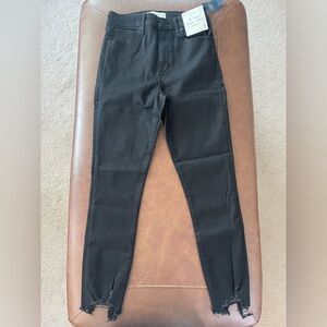 Abercrombie & Fitch Women's Black Skinny Jeans